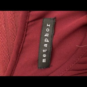 Metaphor sleeveless burgundy blouse size small